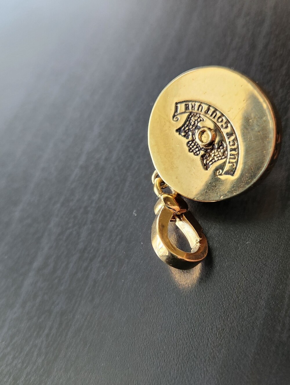 Juicy Couture Roulette Wheel Charm 2005 Rare Vintage Y2K Gold Tone - Picture 11 of 13